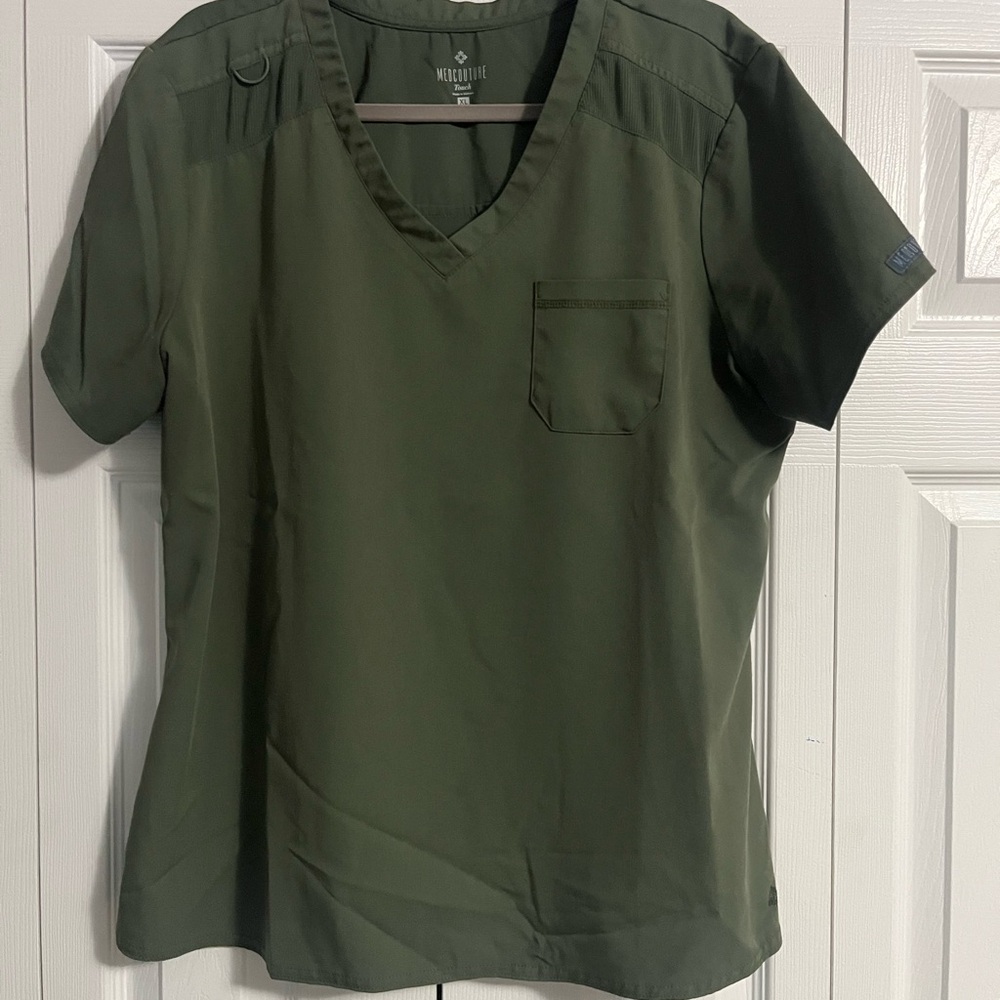 Women’s MedCouture Scrub Top